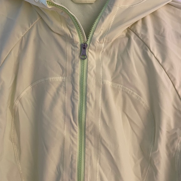 Lightweight Lululemon Quarter Zip - Picture 2 of 2